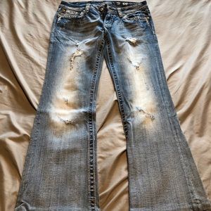 VGUC Miss Me Jeans. Size 32. Inseam 30